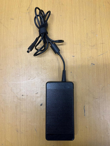 Chargeur HP 230W Original – Embout Noir 7.4 x 5.0 mm – Occasion Très Propre – Sa