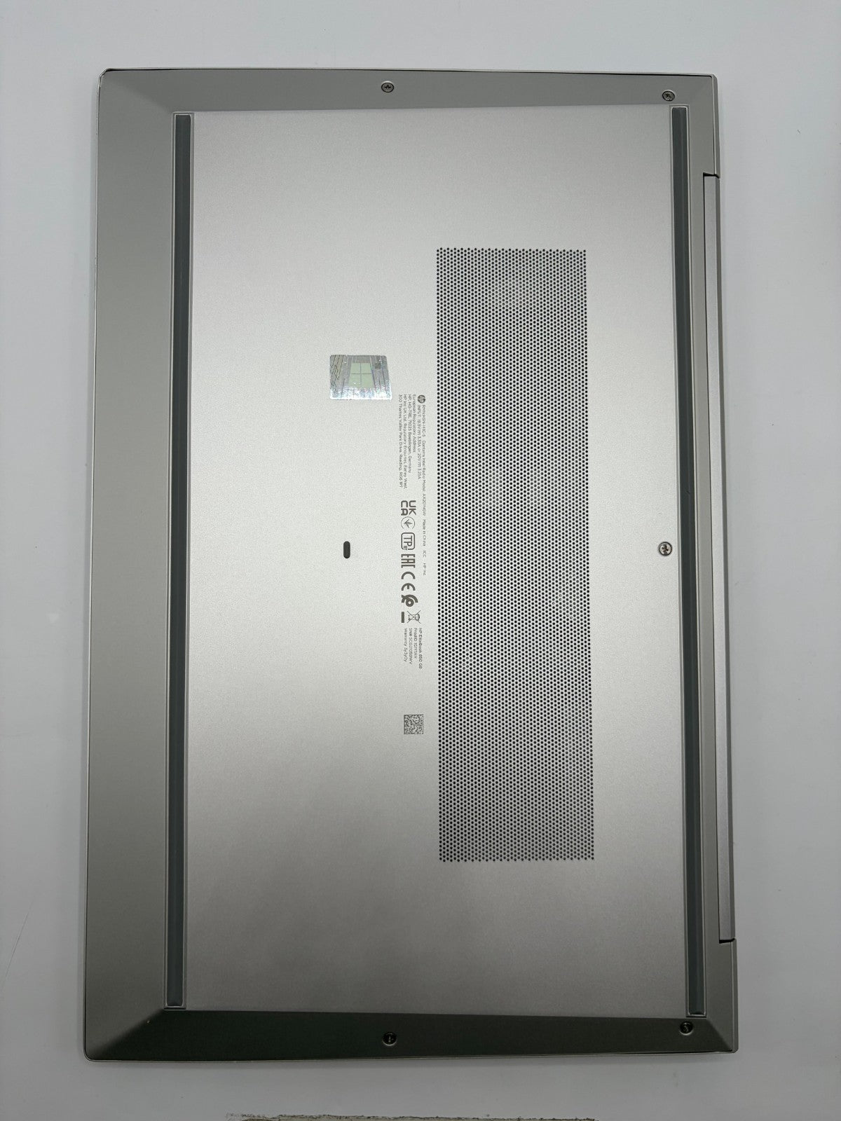 HP EliteBook 850 G8 – i7-1185G7 – 32Go RAM – SSD NVMe 512Go – 15,6" – Ref. AT36