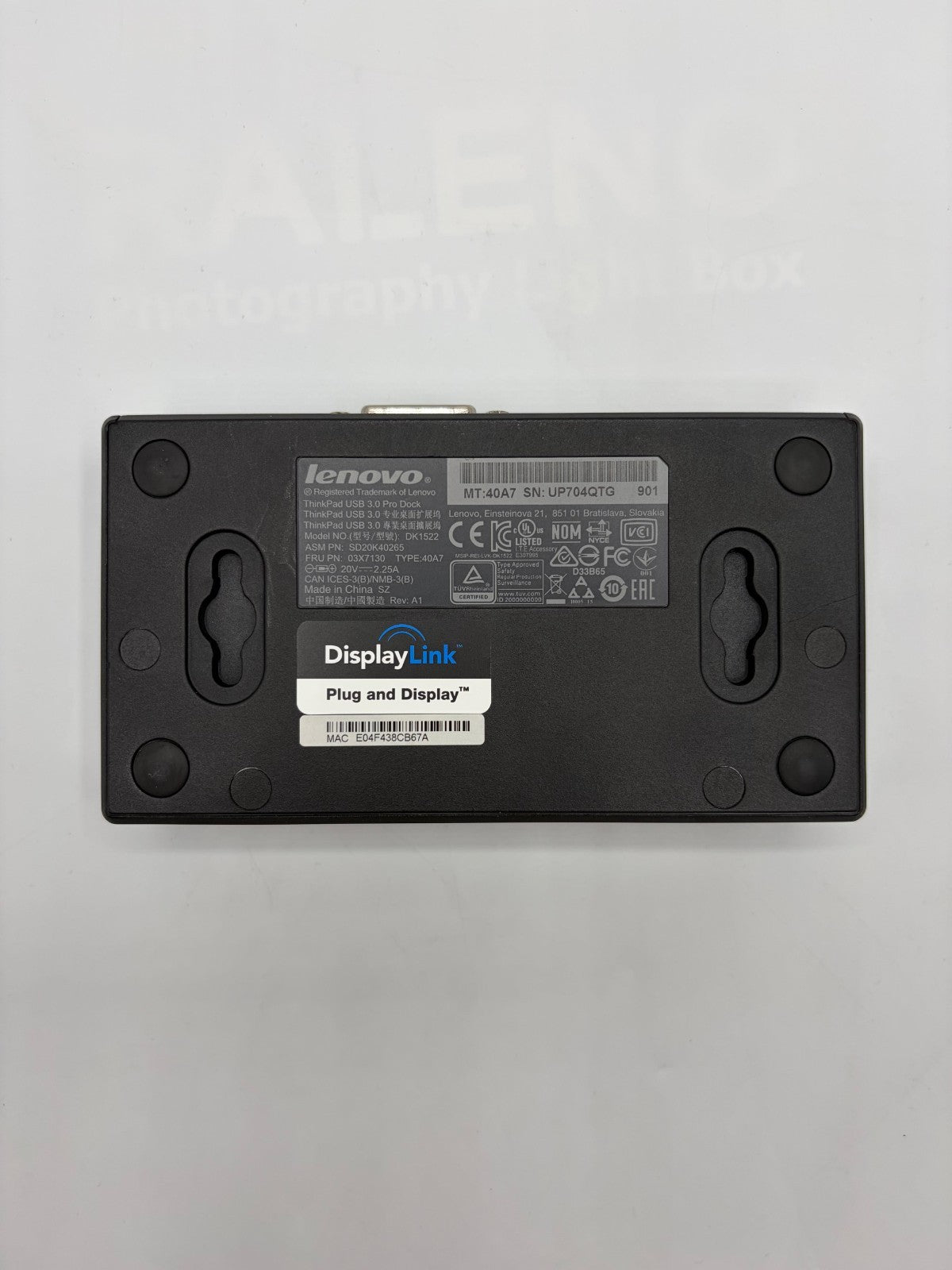 Station d’accueil Lenovo ThinkPad USB 3.0 Pro Dock 40A7 DisplayLink + Chargeur