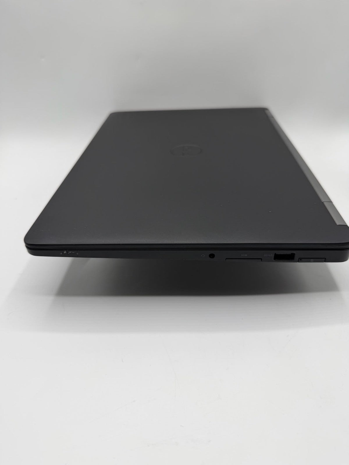 Dell Latitude E7470 i3-6100U 16Go 512Go SSD 14" Win11 Pro Bat.68% Ref J33