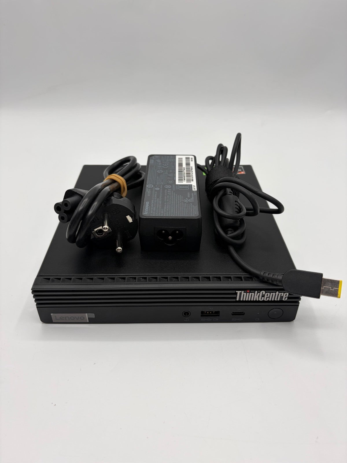 Lenovo ThinkCentre M75q Gen 2 Ryzen 3 4300GE 16Go 256Go SSD Radeon – Réf AT7