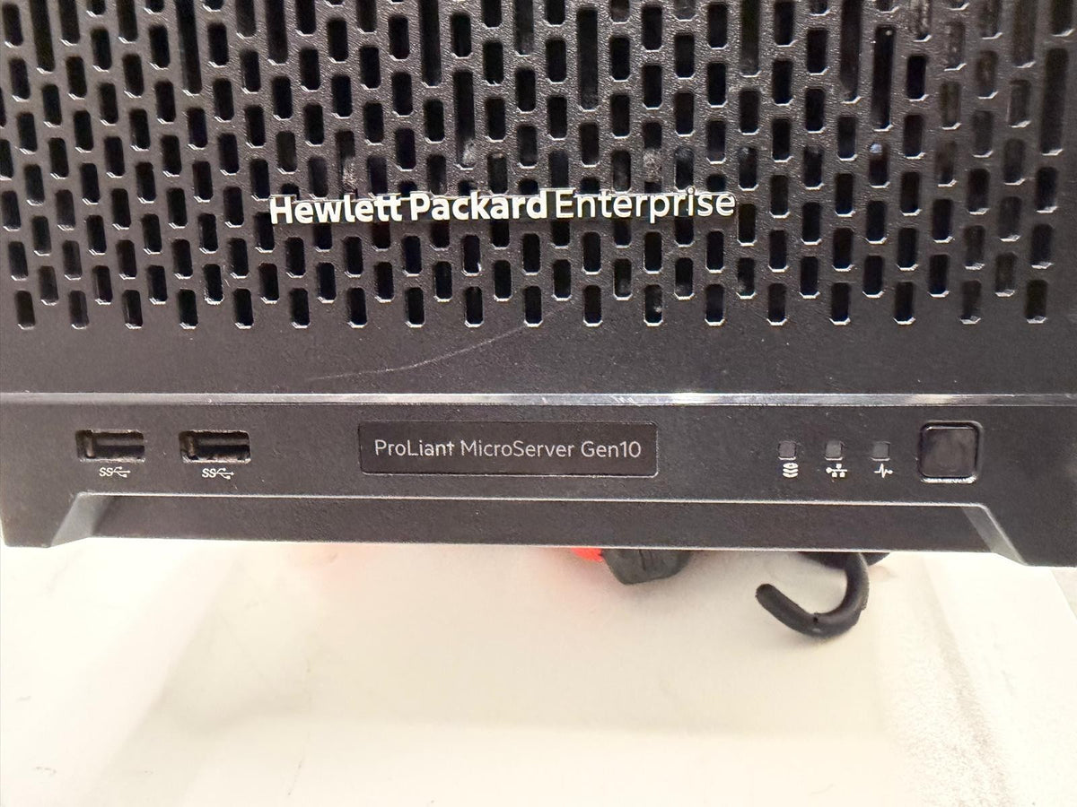 HPE ProLiant MicroServer Gen10 X3216 8Go – 8To (4x2To) – Serveur NAS
