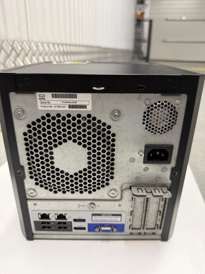 HPE ProLiant MicroServer Gen10 X3216 8Go – 8To (4x2To) – Serveur NAS