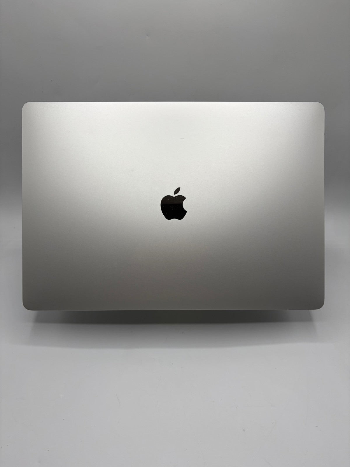 Apple MacBook Pro 16 A2141 i7-9750H 16Go 512Go SSD macOS Sequoia M43