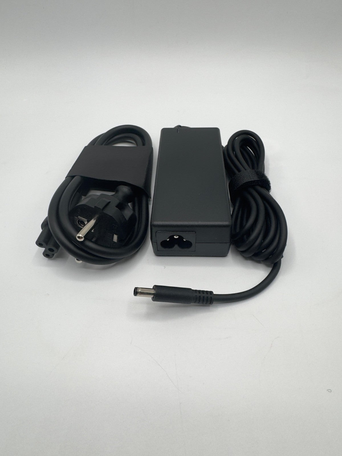Chargeur ORIGINAL Dell 65W petit embout rond + Câble Mickey  19.5V PC Portable