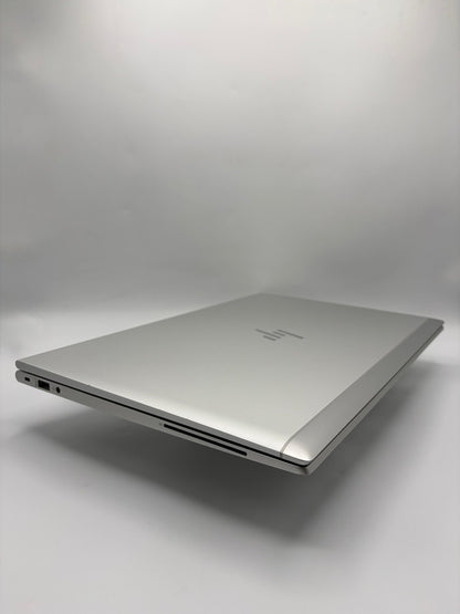 HP EliteBook 850 G8 – i7-1185G7 – 32Go RAM – SSD NVMe 512Go – 15,6" –  Ref. AT36
