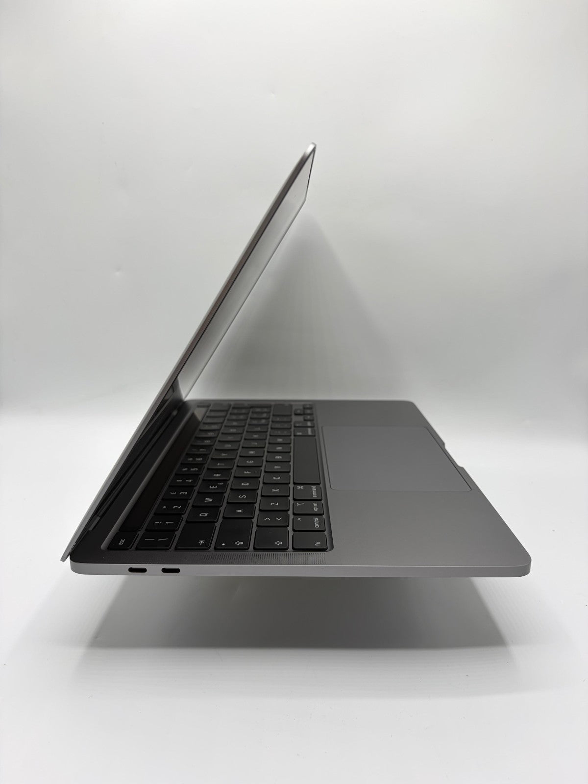 Apple MacBook Pro A2289 13,3" i5-8257U 8Go 256Go SSD QWERTY Italien – Réf AT35