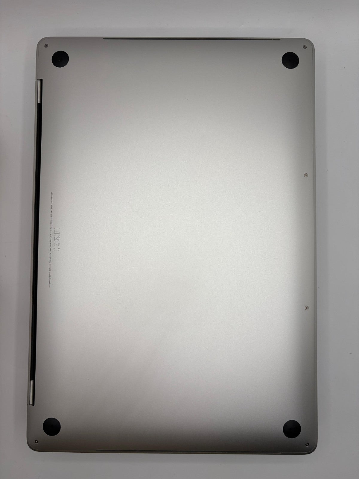 Apple MacBook Pro 16" A2141 – i7-9750H / 16Go RAM / 512Go SSD – macOS Tahoe M44a