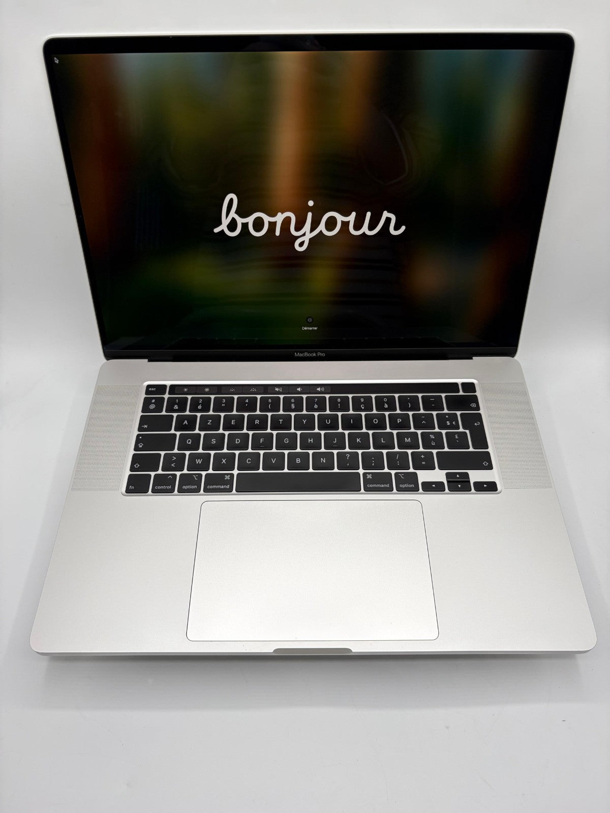 Apple MacBook Pro 16" A2141 – i7-9750H / 16Go RAM / 512Go SSD – Ref M44b