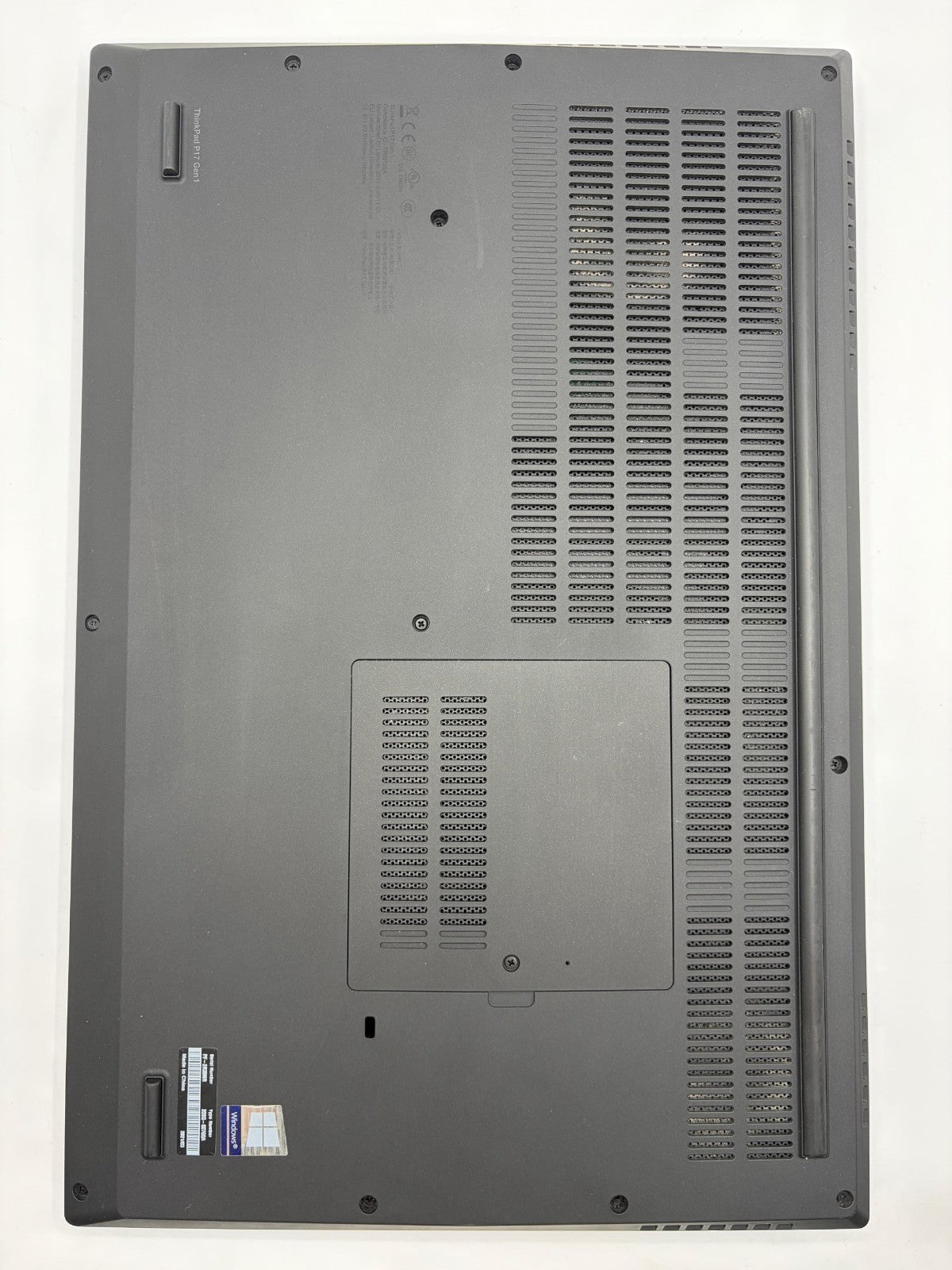 Lenovo ThinkPad P17 Gen 1 i7-10750H 32Go SSD 512Go 17,3" WIN 11 PRO – Ref At41