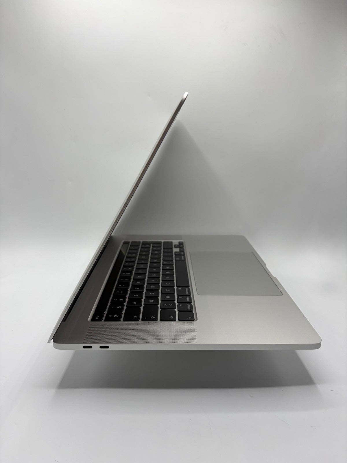 Apple MacBook Pro 16 A2141 i7-9750H 16Go 512Go SSD macOS Sequoia M43
