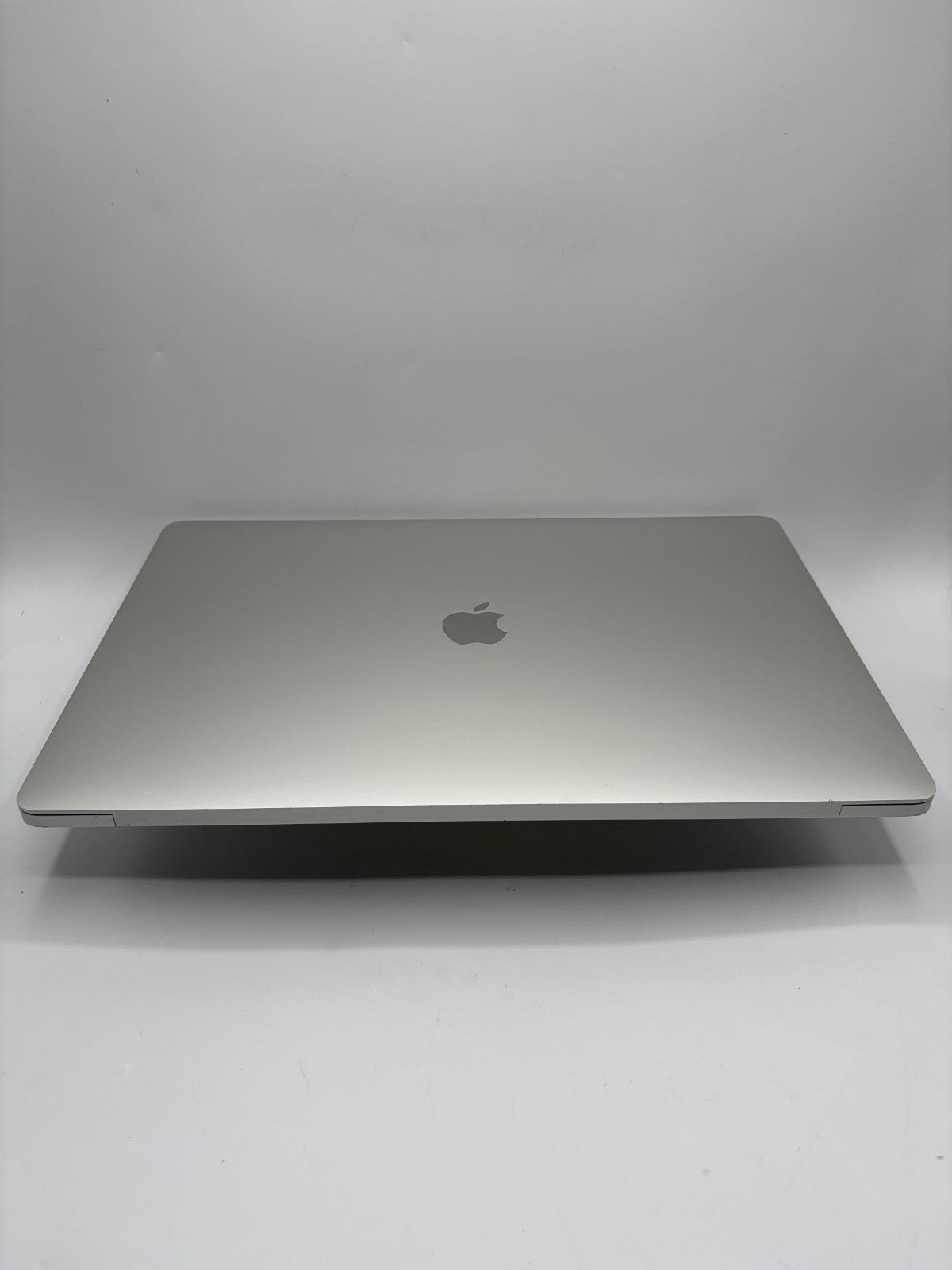 Apple MacBook Pro 16 A2141 i7-9750H 16Go 512Go SSD macOS Sequoia M43