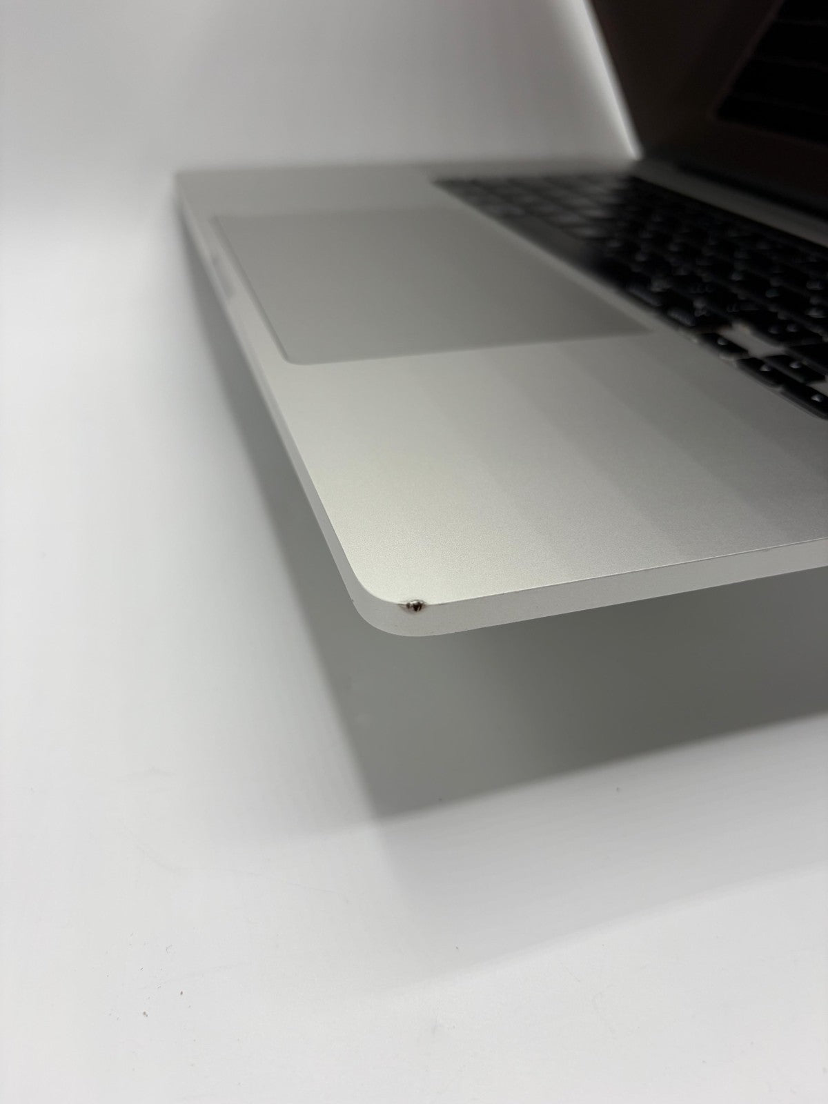 Apple MacBook Pro 16 A2141 i7-9750H 16Go 512Go SSD macOS Sequoia M43