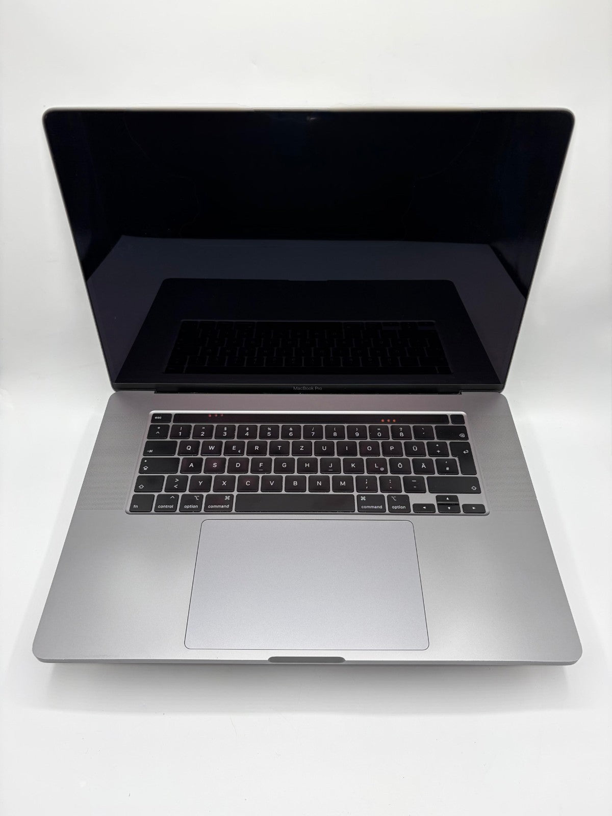 Apple MacBook Pro A2141 16" – i7-9750H – 16Go – SSD 512Go – QWERTY DE – Réf AT34