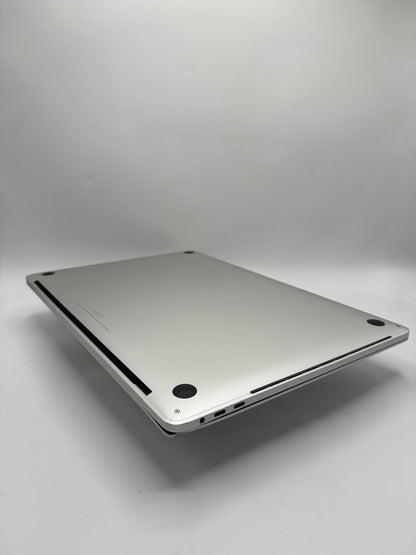 Apple MacBook Pro A1990 i7-9750H 16Go 512Go SSD Touch Bar 15.4" M45