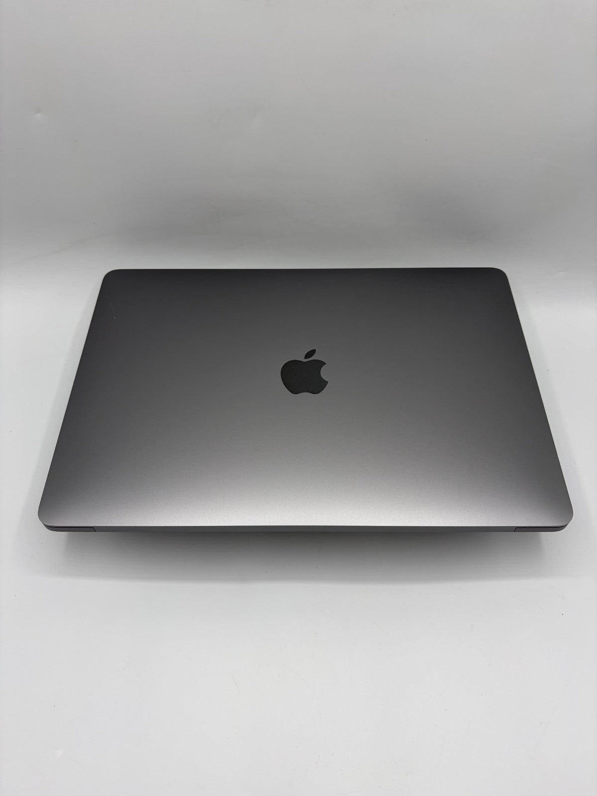 Apple MacBook Pro A2289 13,3" i5-8257U 8Go 256Go SSD QWERTY Italien – Réf AT35