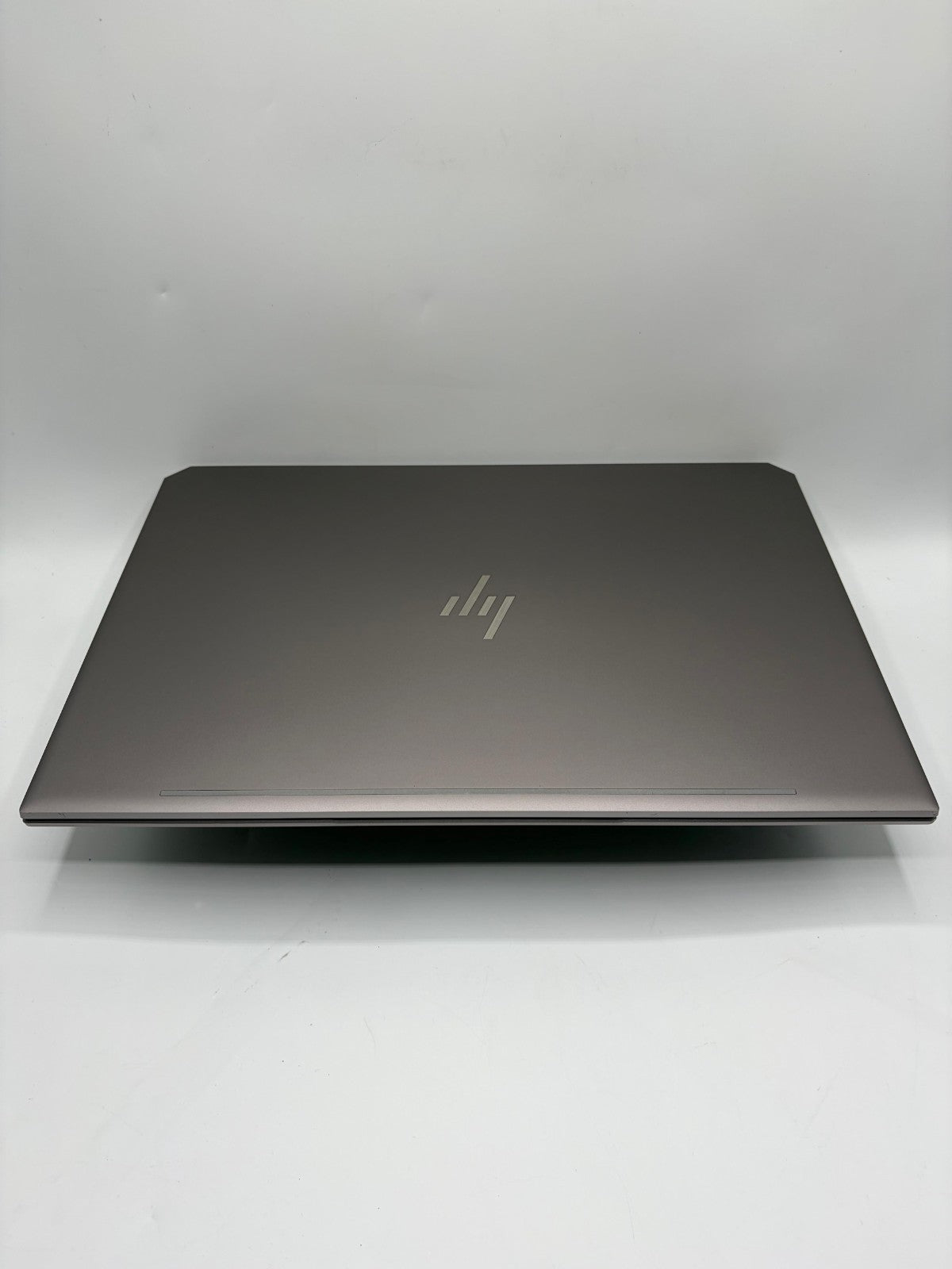 HP ZBook Studio G5 – i7-8750H / 16Go RAM / 512Go SSD / Quadro P1000 / WiN11 M56