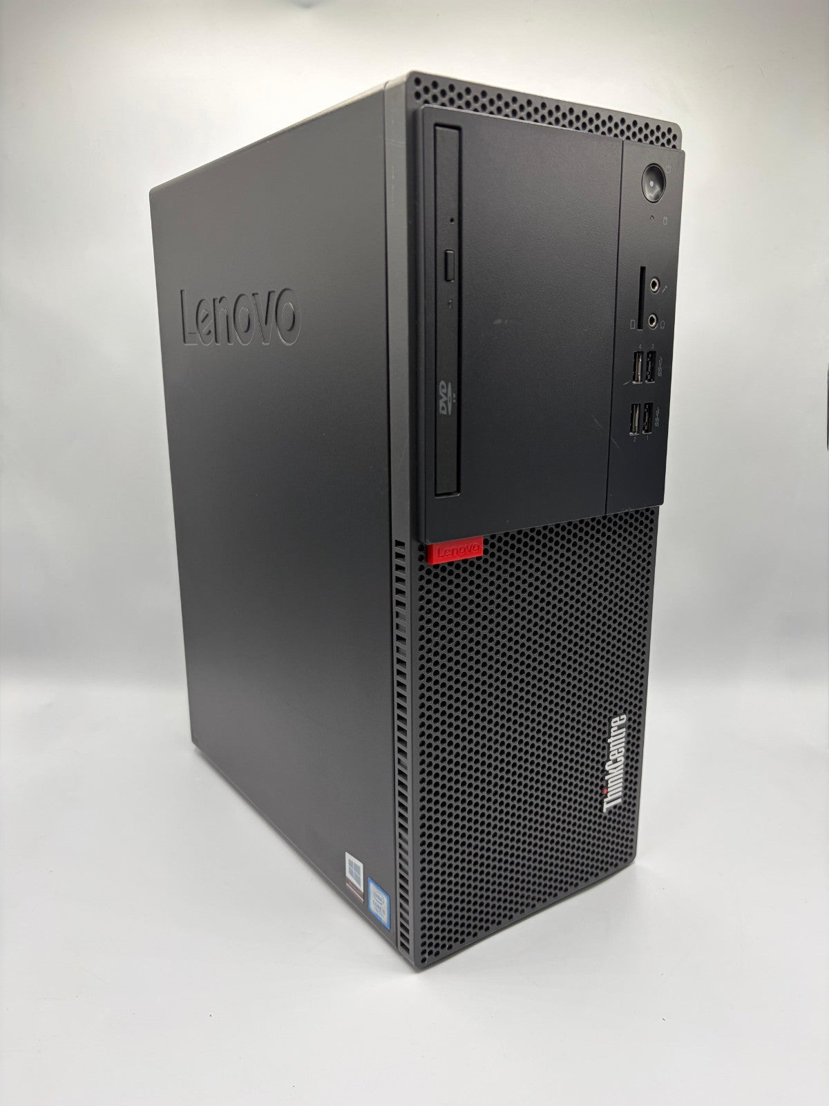 Lenovo ThinkCentre M710T – i5-7400 3.00GHz / 8Go RAM / 256Go NVMe SSD/REF A38