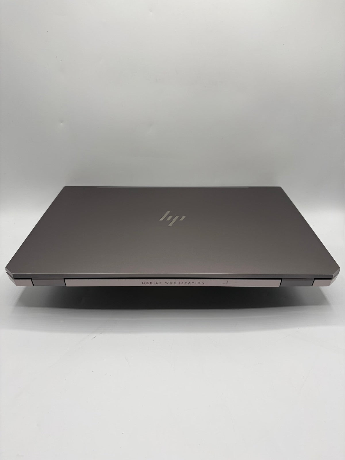 HP ZBook Studio G5 – i7-8750H / 16Go RAM / 512Go SSD / Quadro P1000 / WiN11 M56