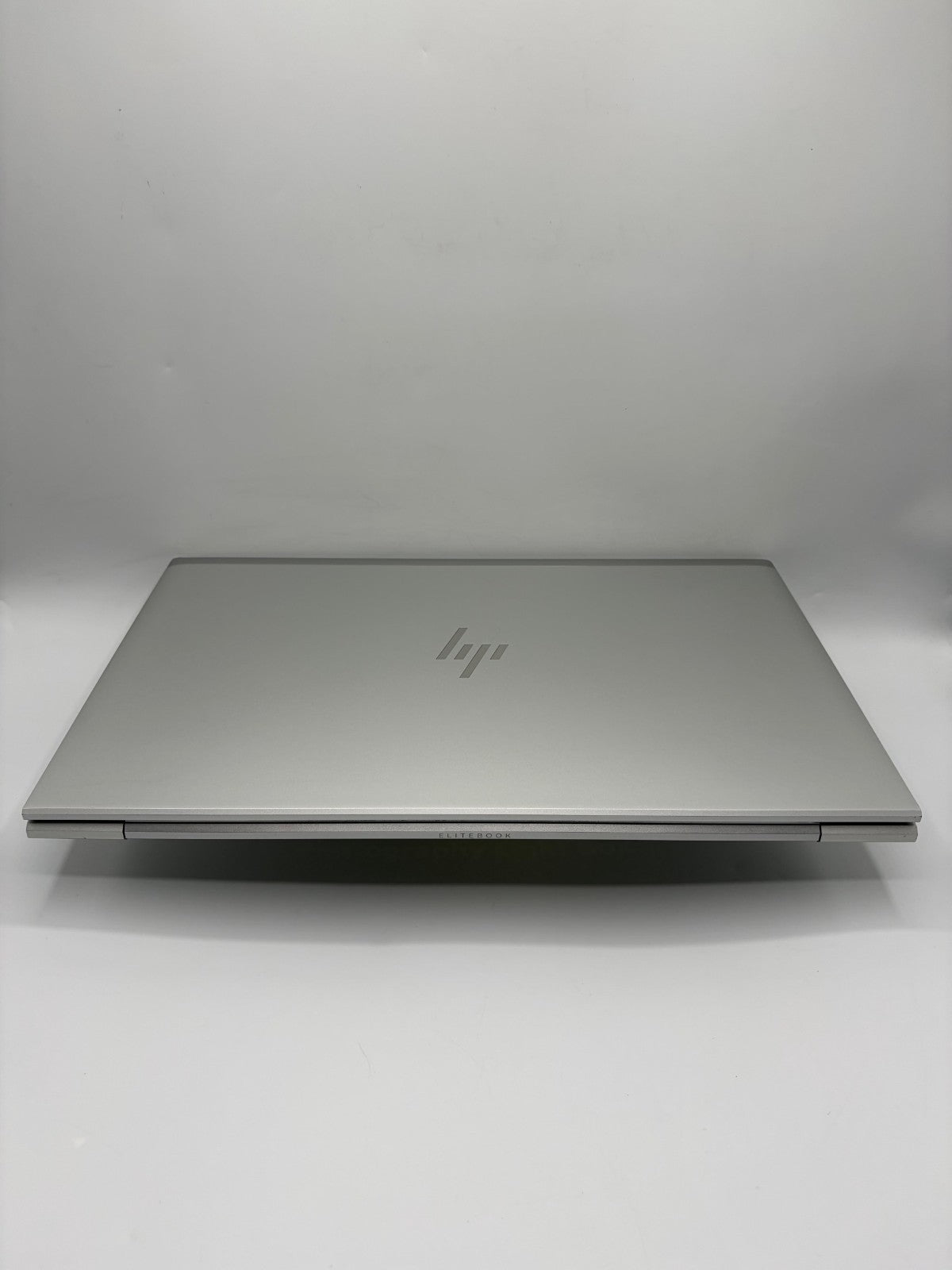 HP EliteBook 850 G8 – i7-1185G7 – 32Go RAM – SSD NVMe 512Go – 15,6" –  Ref. AT36