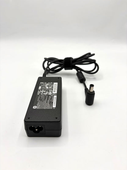 Chargeur HP Original 65W – Embout Rond 7.4m – Occasion + câble secteur
