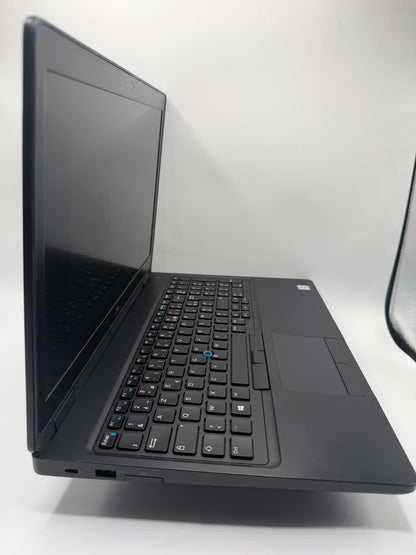 Dell Latitude 5590 i5-8350U 8Go 256Go SSD 15.6" Windows 11 Pro - Ref J38