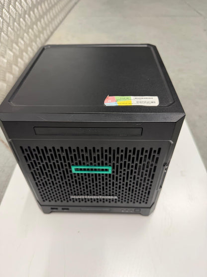 HPE ProLiant MicroServer Gen10 X3216 8Go – 8To (4x2To) – Serveur NAS