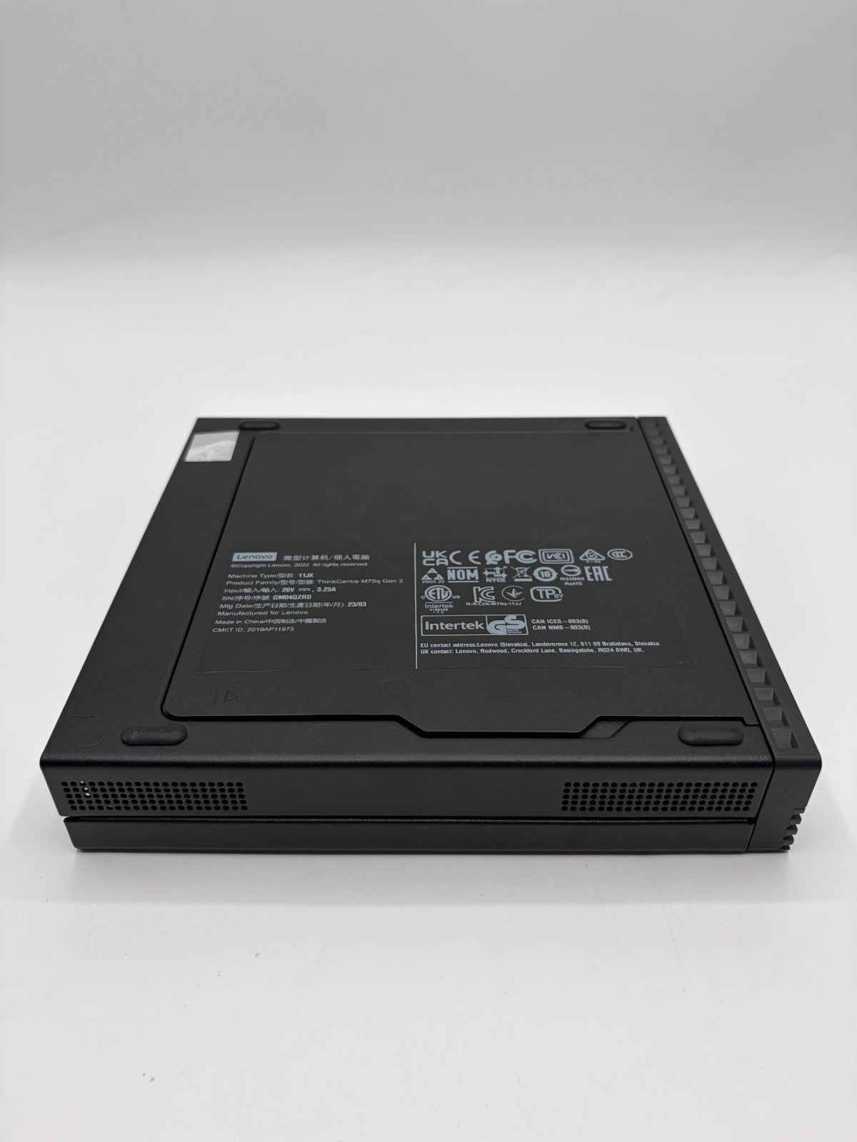 Lenovo ThinkCentre M75q Gen 2 Ryzen 3 4300GE 16Go 256Go SSD Radeon – Réf AT7