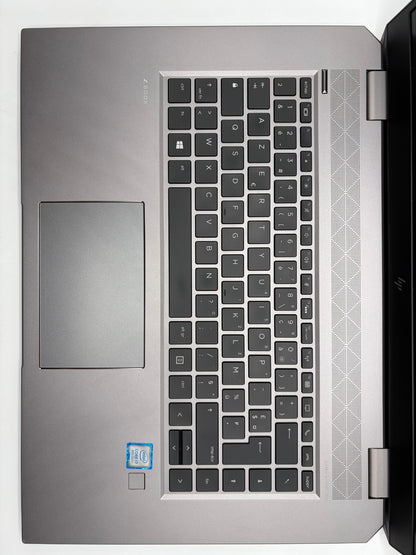 HP ZBook Studio G5 – i7-8750H / 16Go RAM / 512Go SSD / Quadro P1000 / WiN11 M56