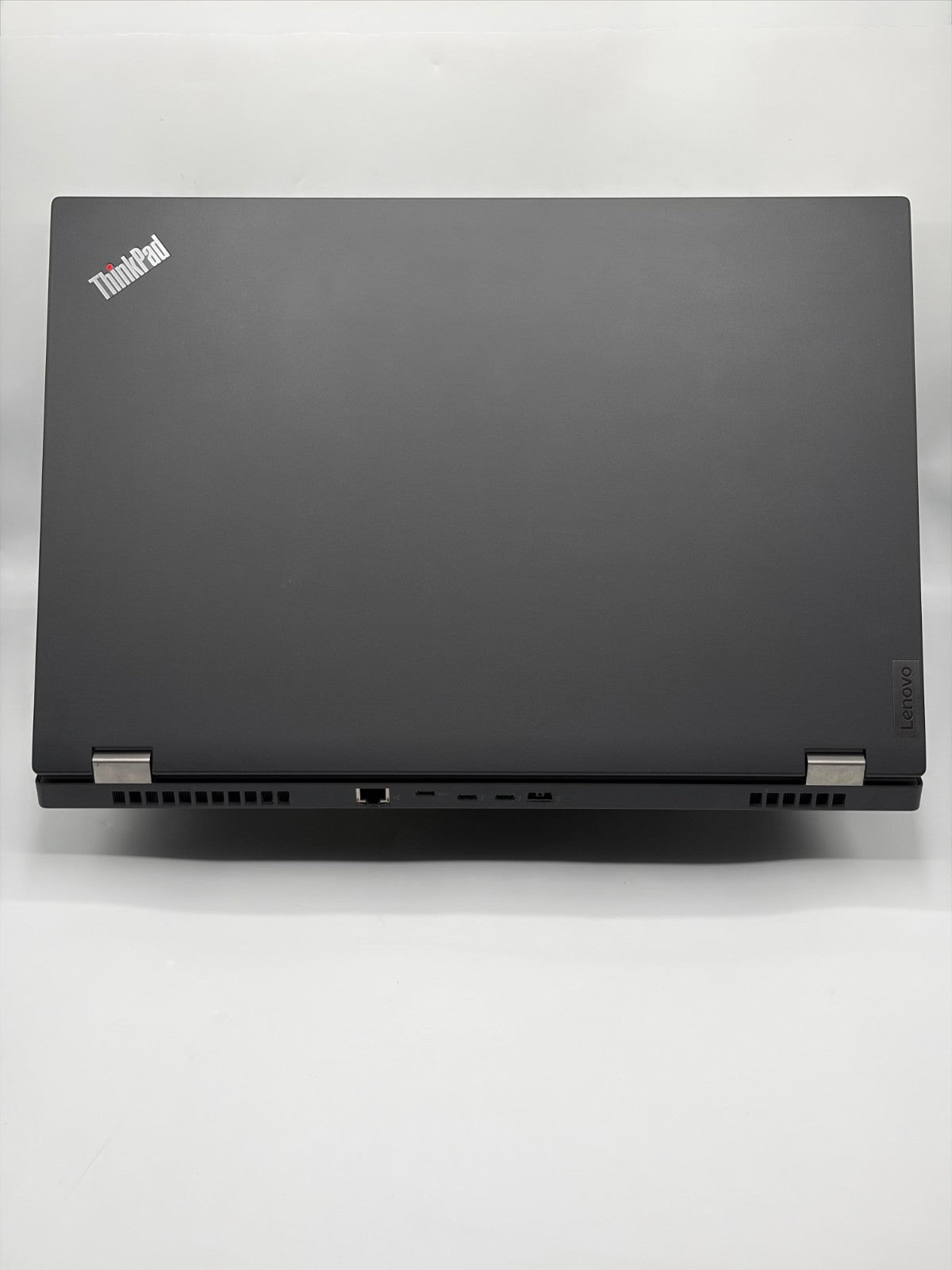 Lenovo ThinkPad P17 Gen 1 i7-10750H 32Go SSD 512Go 17,3" WIN 11 PRO – Ref At41