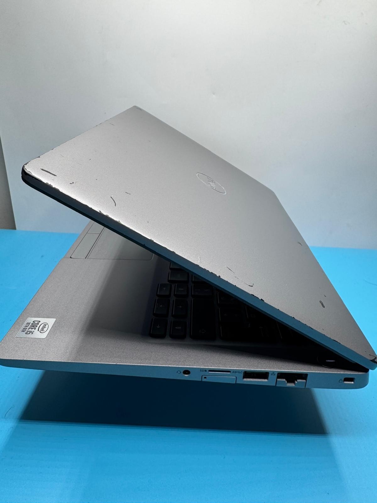Dell Latitude 5310 i5 10e Gen 8Go 256Go SSD 13,3" FHD AZERTY Win11 Pro REF11C