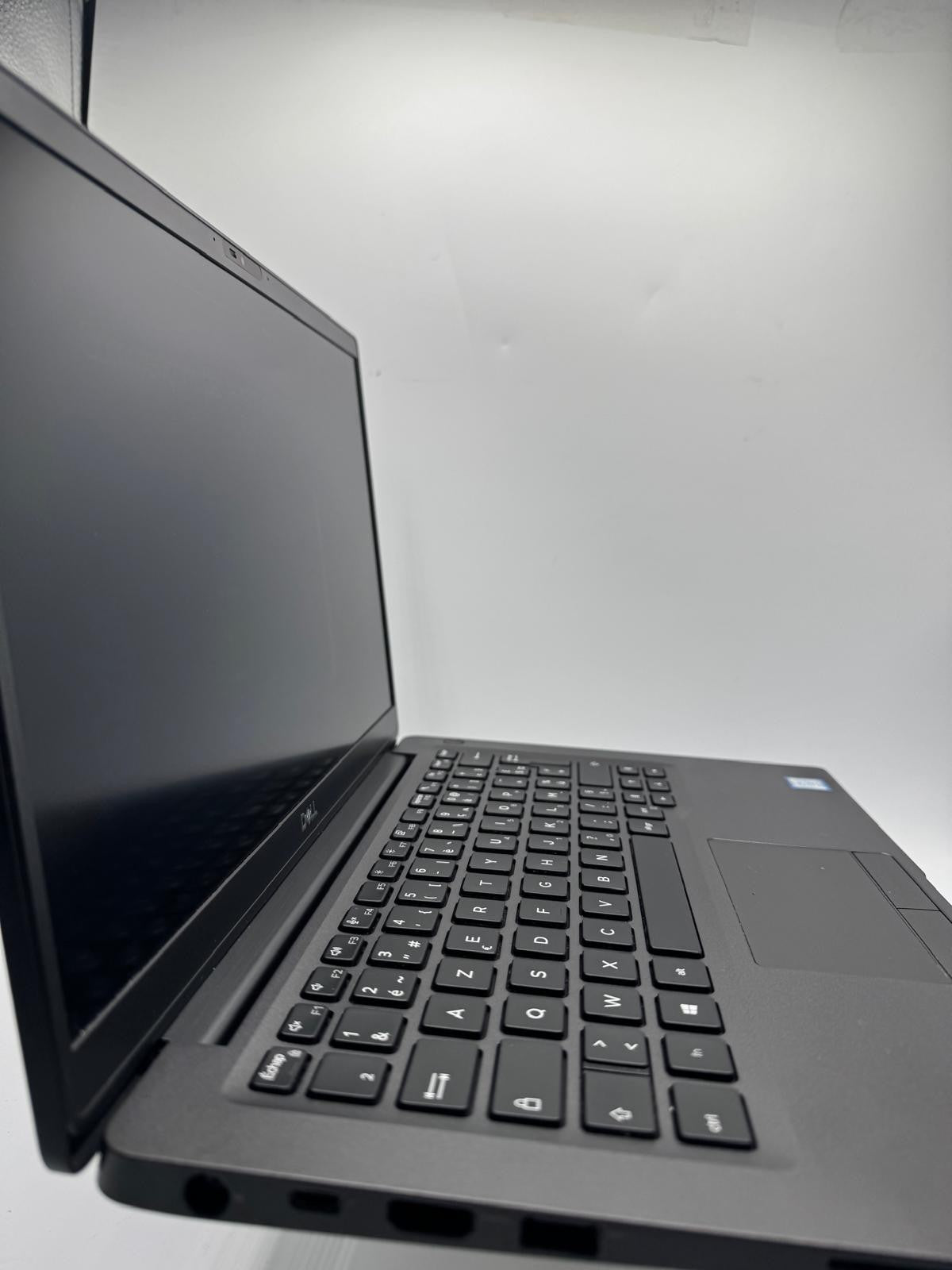 Dell Latitude 7400 – Intel Core i7-8665U – 16 Go RAM –256 Go NVMe –WIN11-REF 20